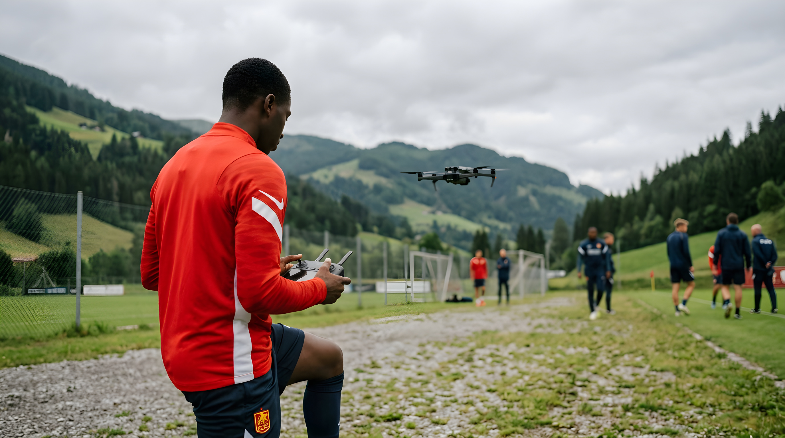 FCN-spiller styrede drone på træningslejr