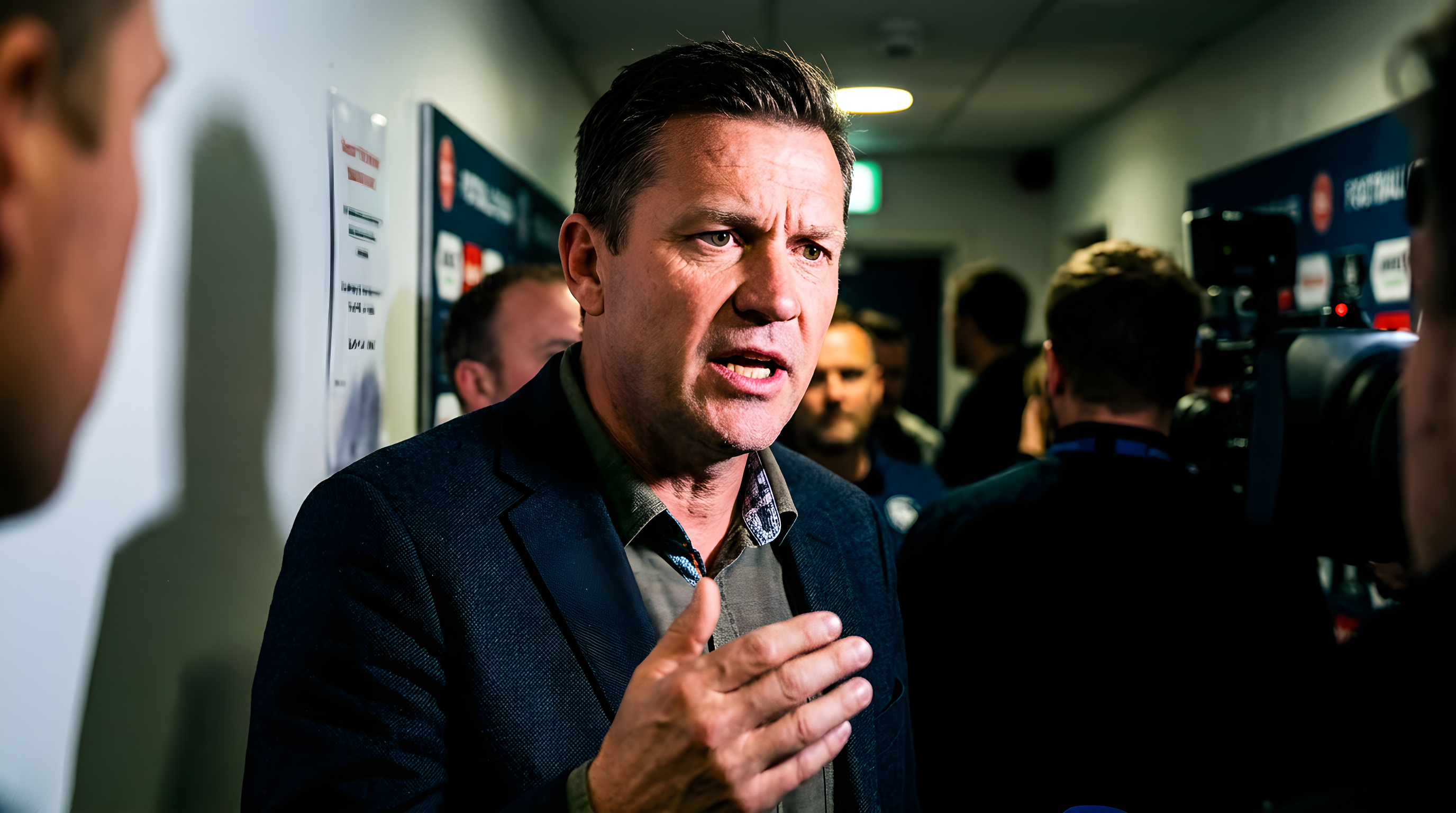 Kendt kommentator revser tårnhøje priser på fodbold