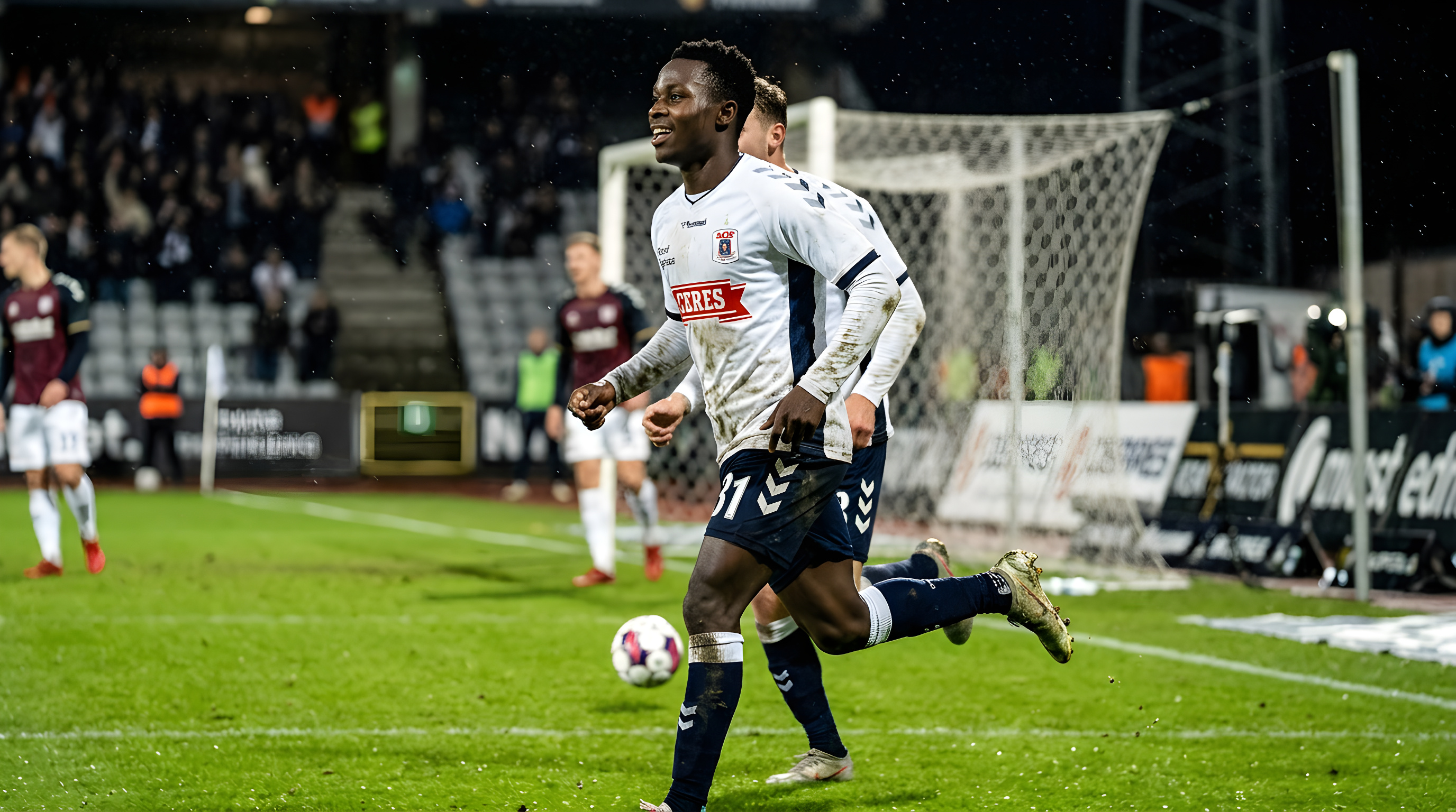 Ungt AGF-talent brager igennem med scoringer med begge ben