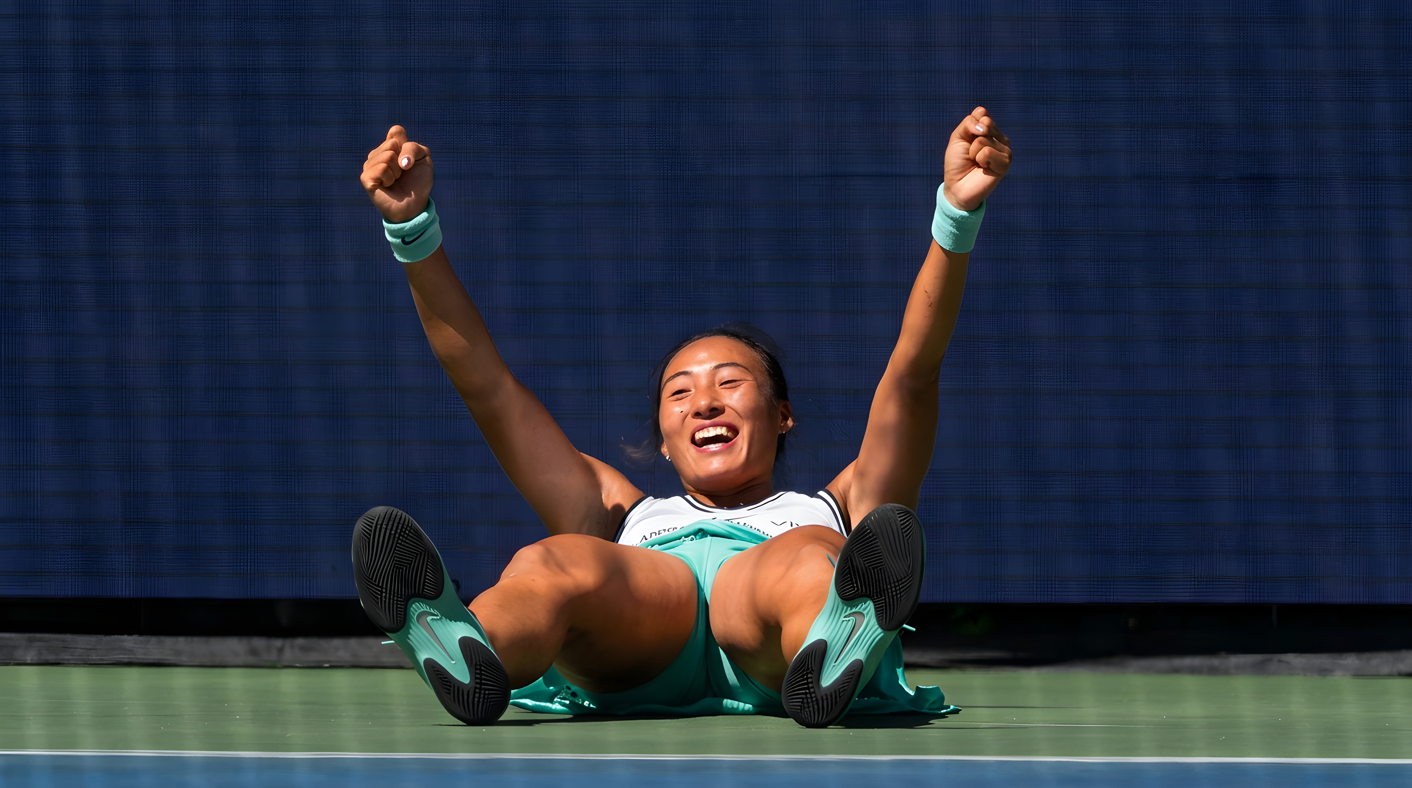 Kinesisk tennishåb stryger i kvartfinalen ved US Open