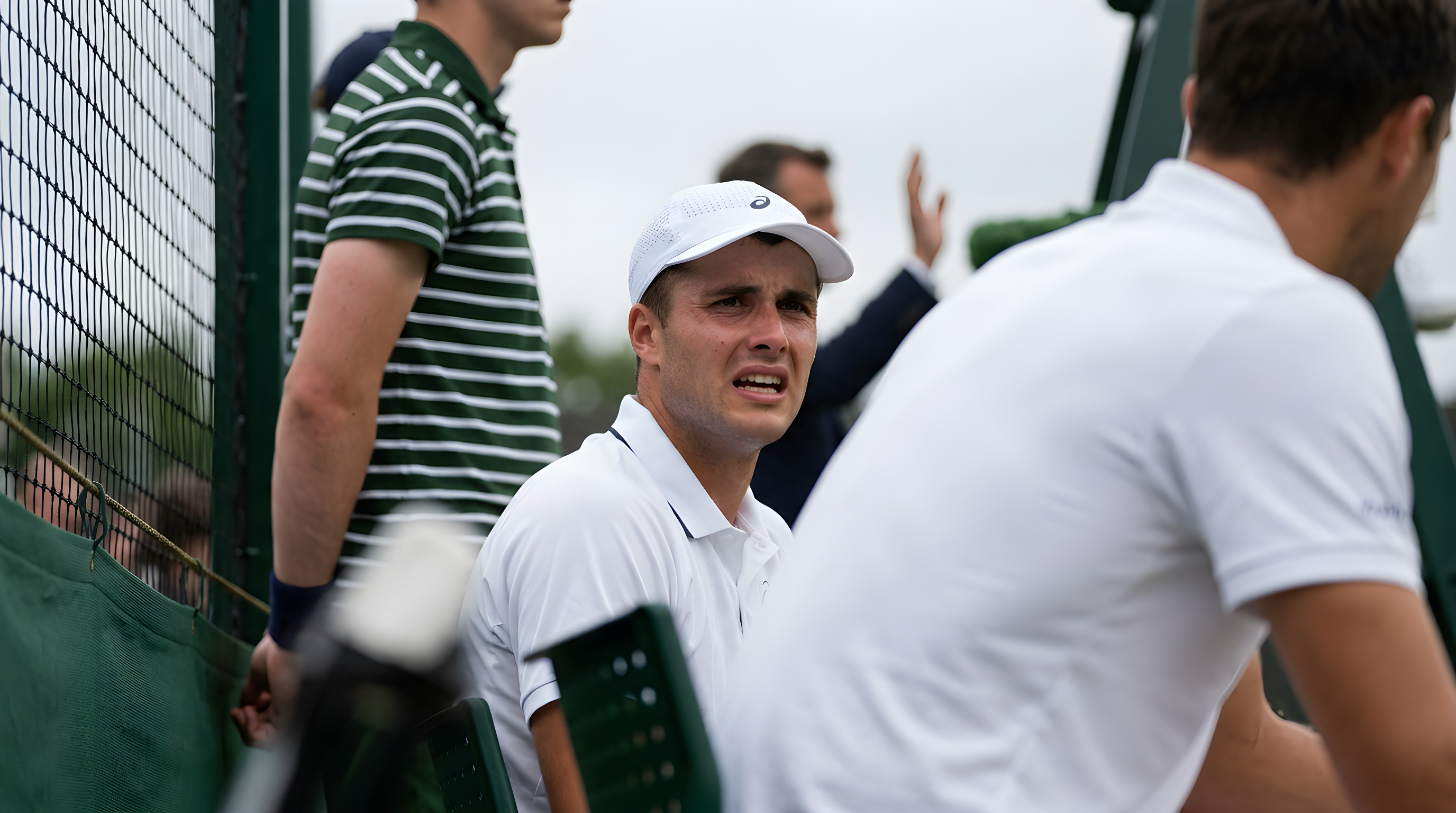 Drama i Wimbledon da spiller bad modstander stoppe med at stirre