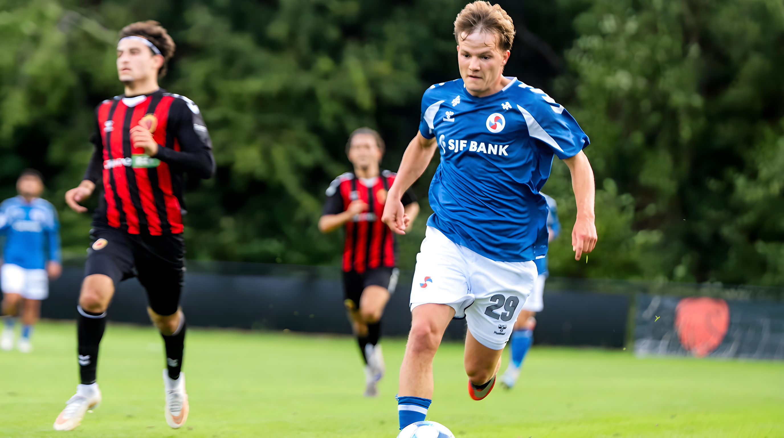 August Andersen har succes i ny offensiv rolle for Holbæk