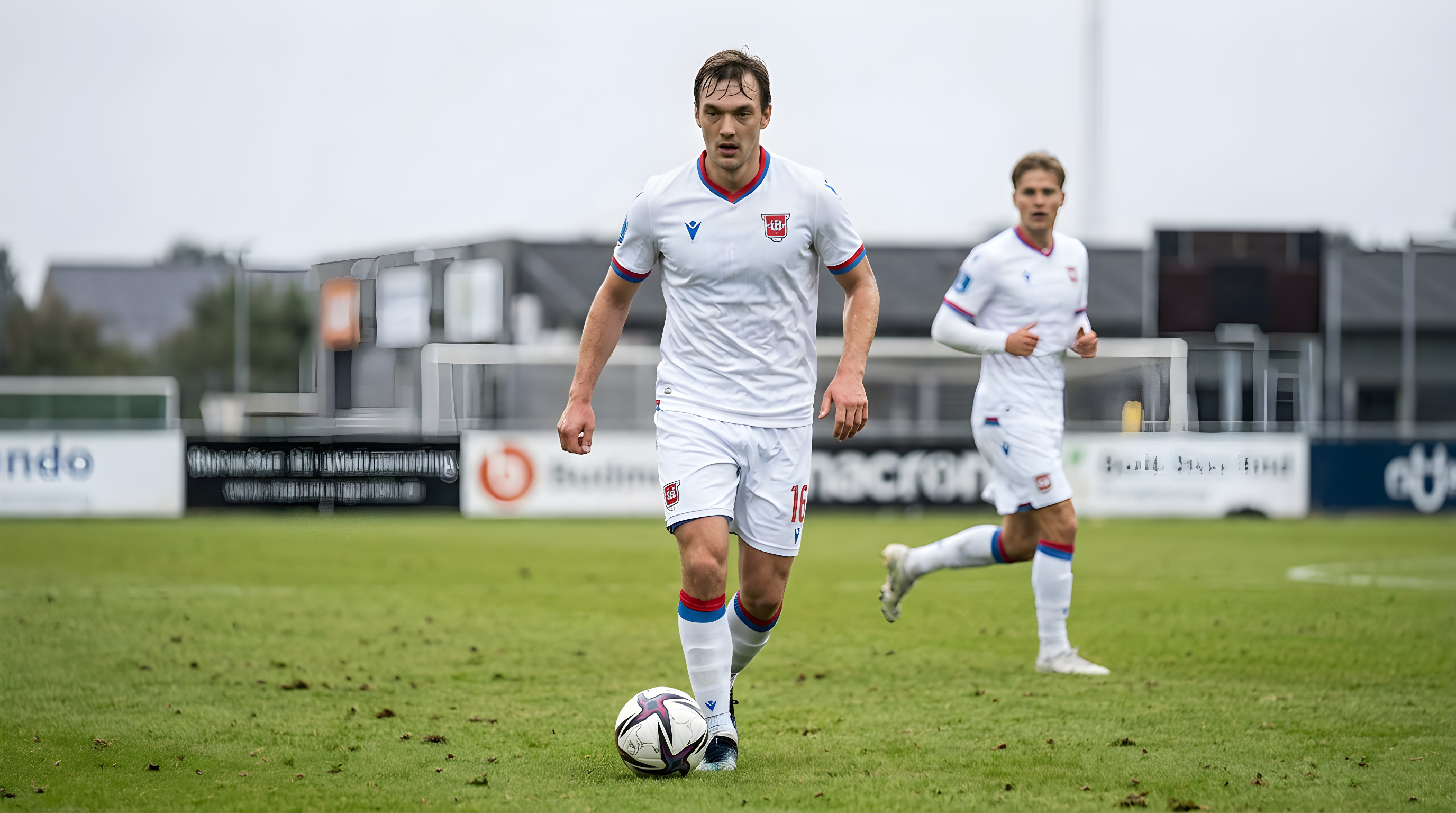 Vejle Boldklub henter to nye spillere i sidste sekund