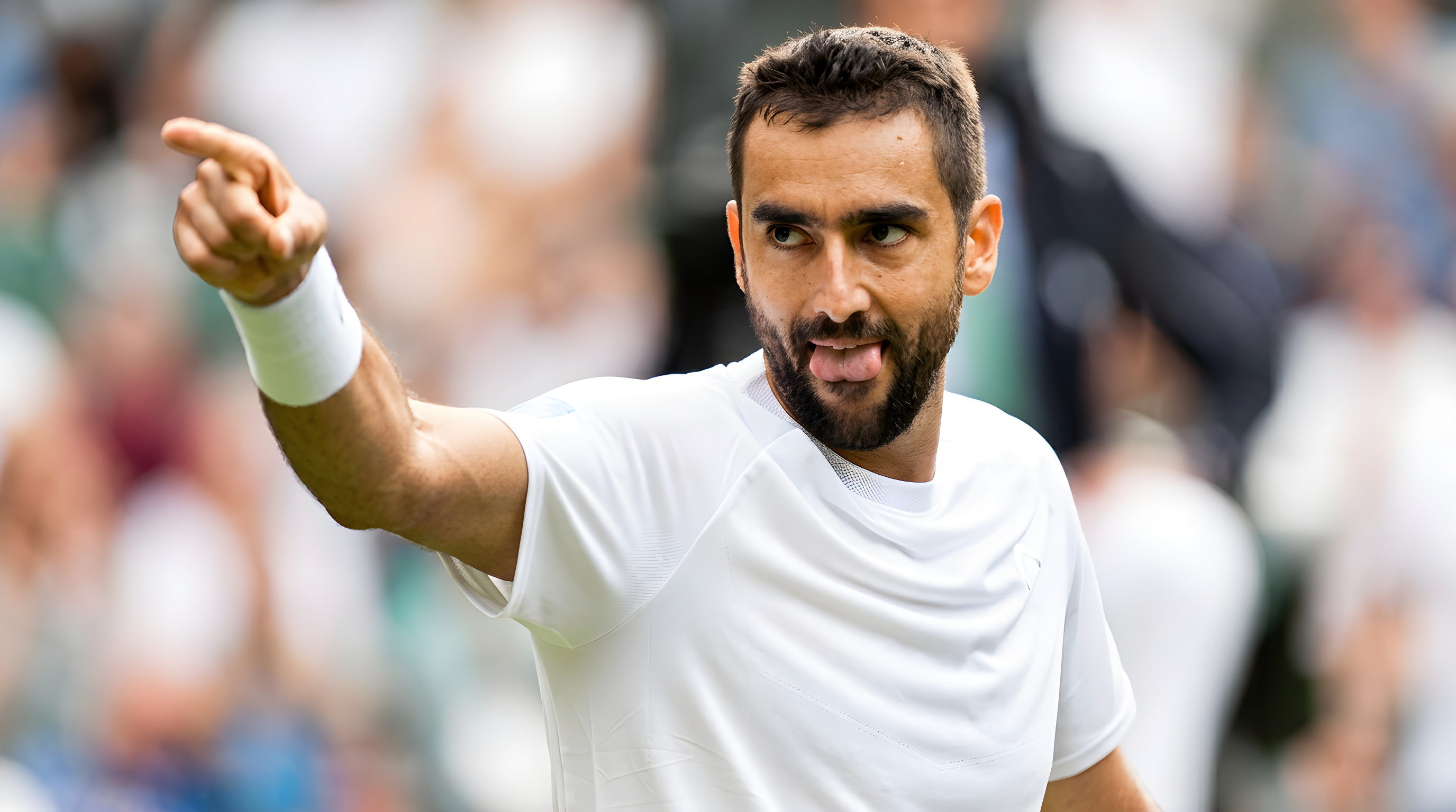 Profilers sene afbud skaber drama før US Open