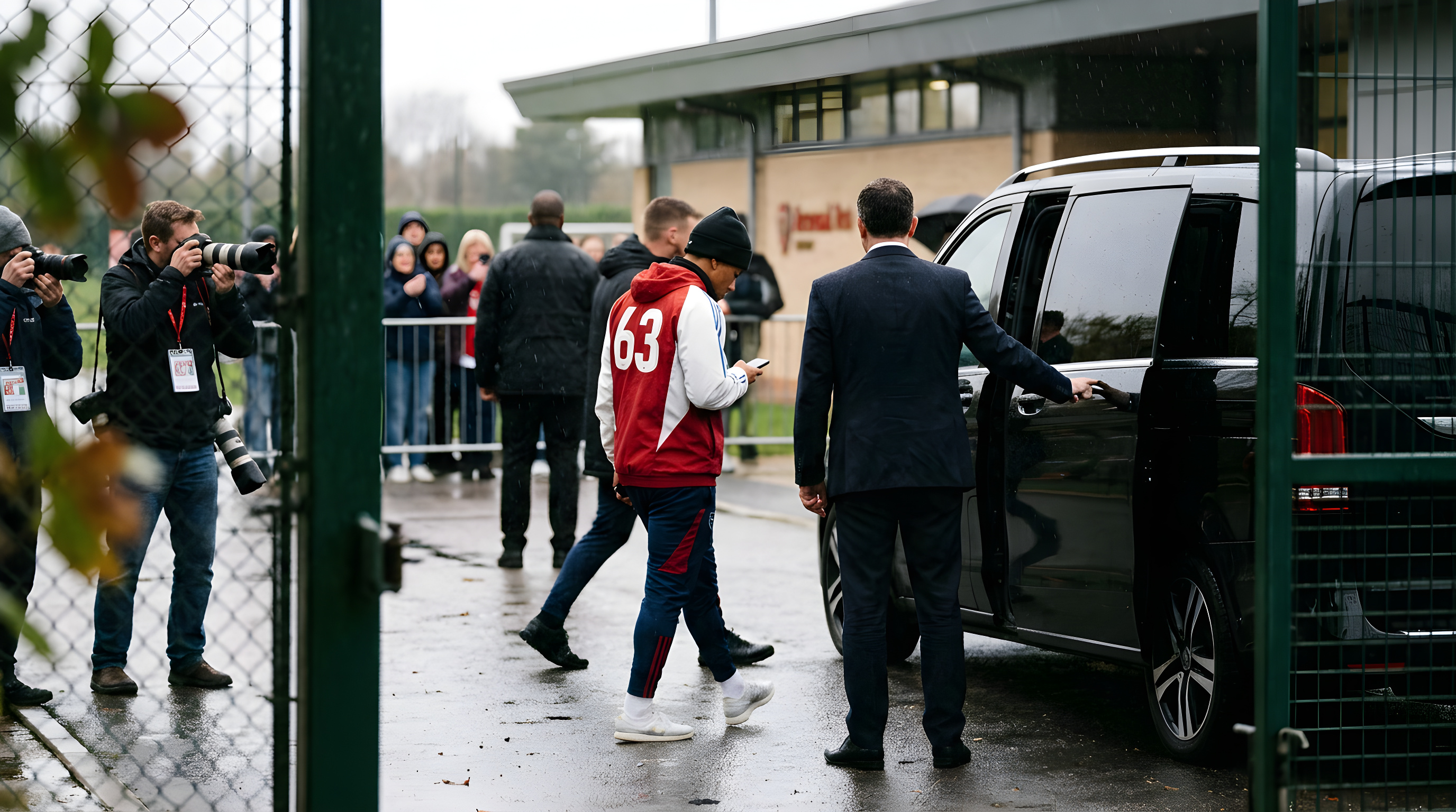 Arsenal forhandler om salg af Ethan Nwaneri