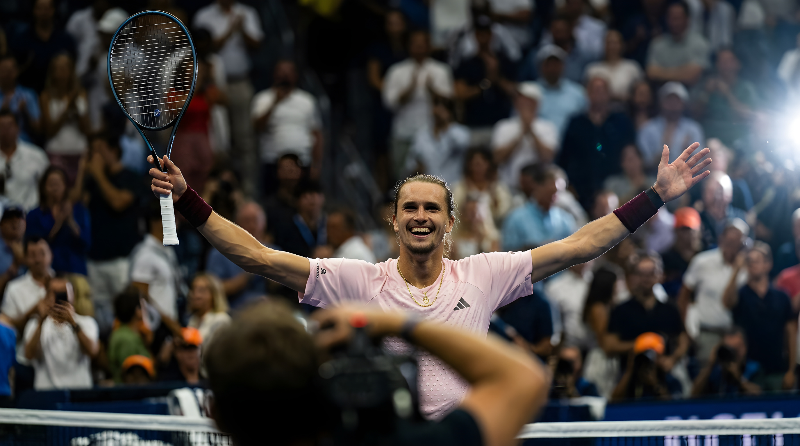 Alexander Zverev vinder US Open etter drama i fire sæt