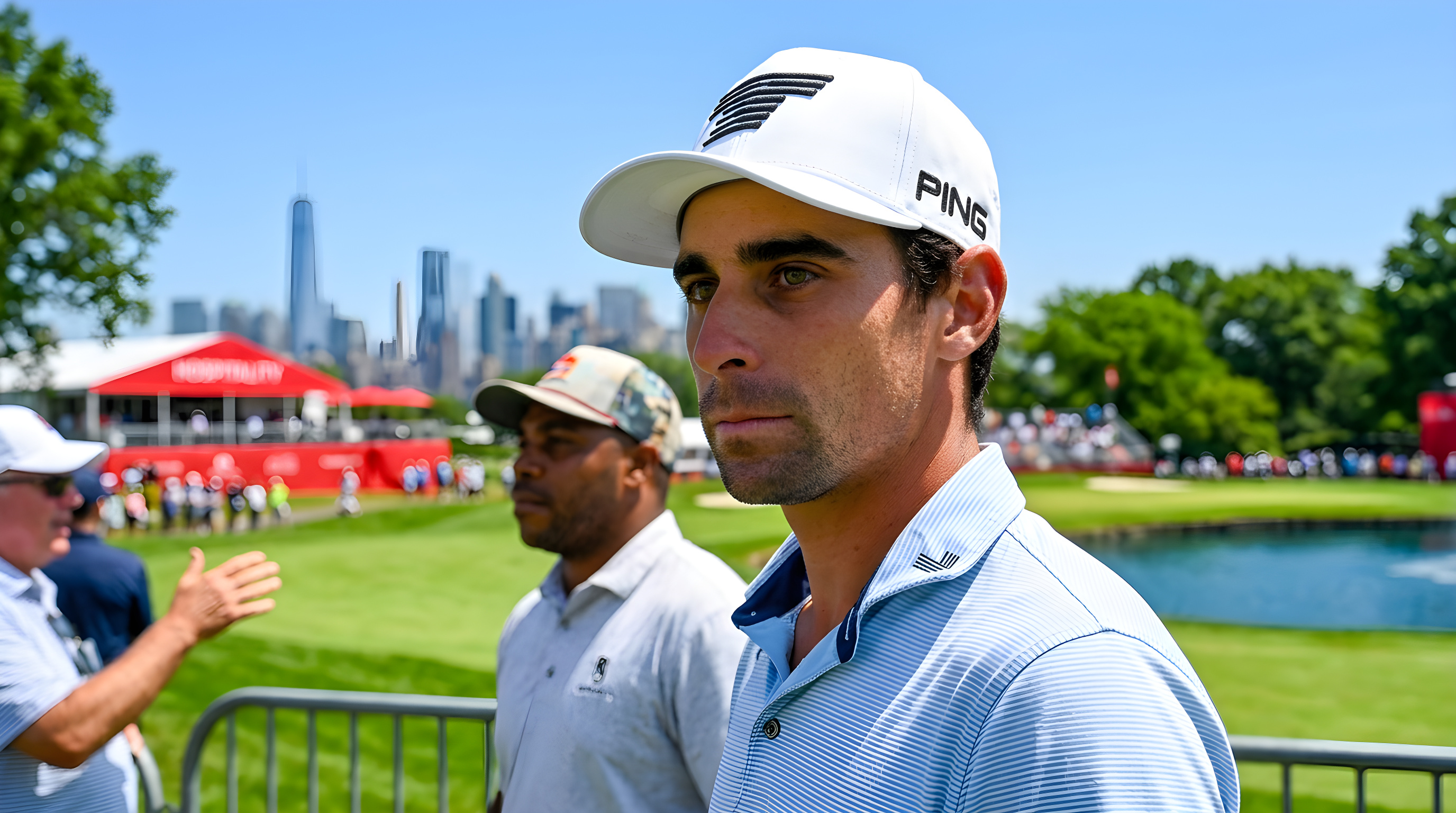 Lee Westwood hylder førende Joaquin Niemann i New York